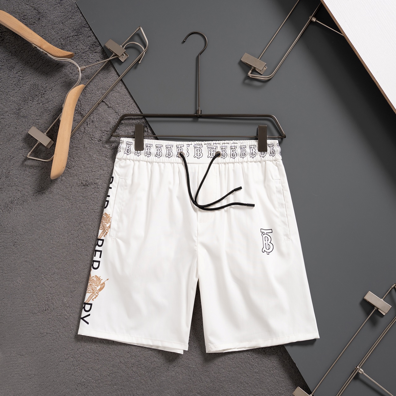 116_Burberry Shorts