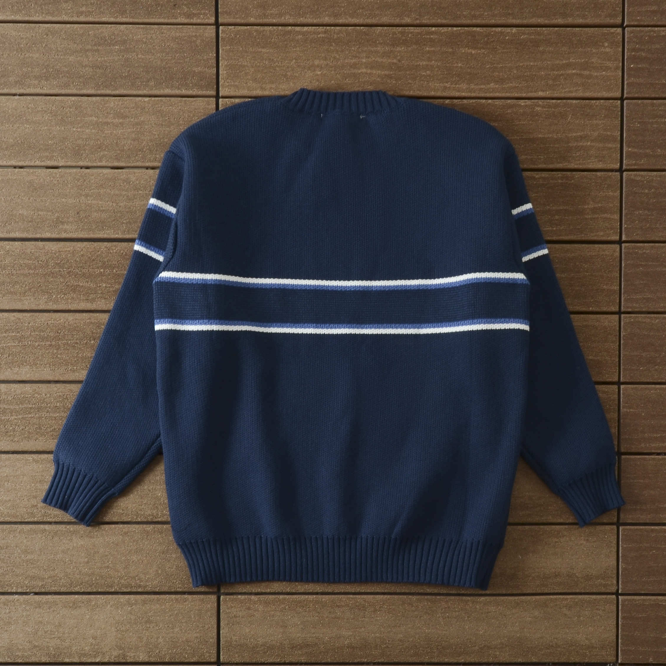 70_188 SUPREME SWEATER