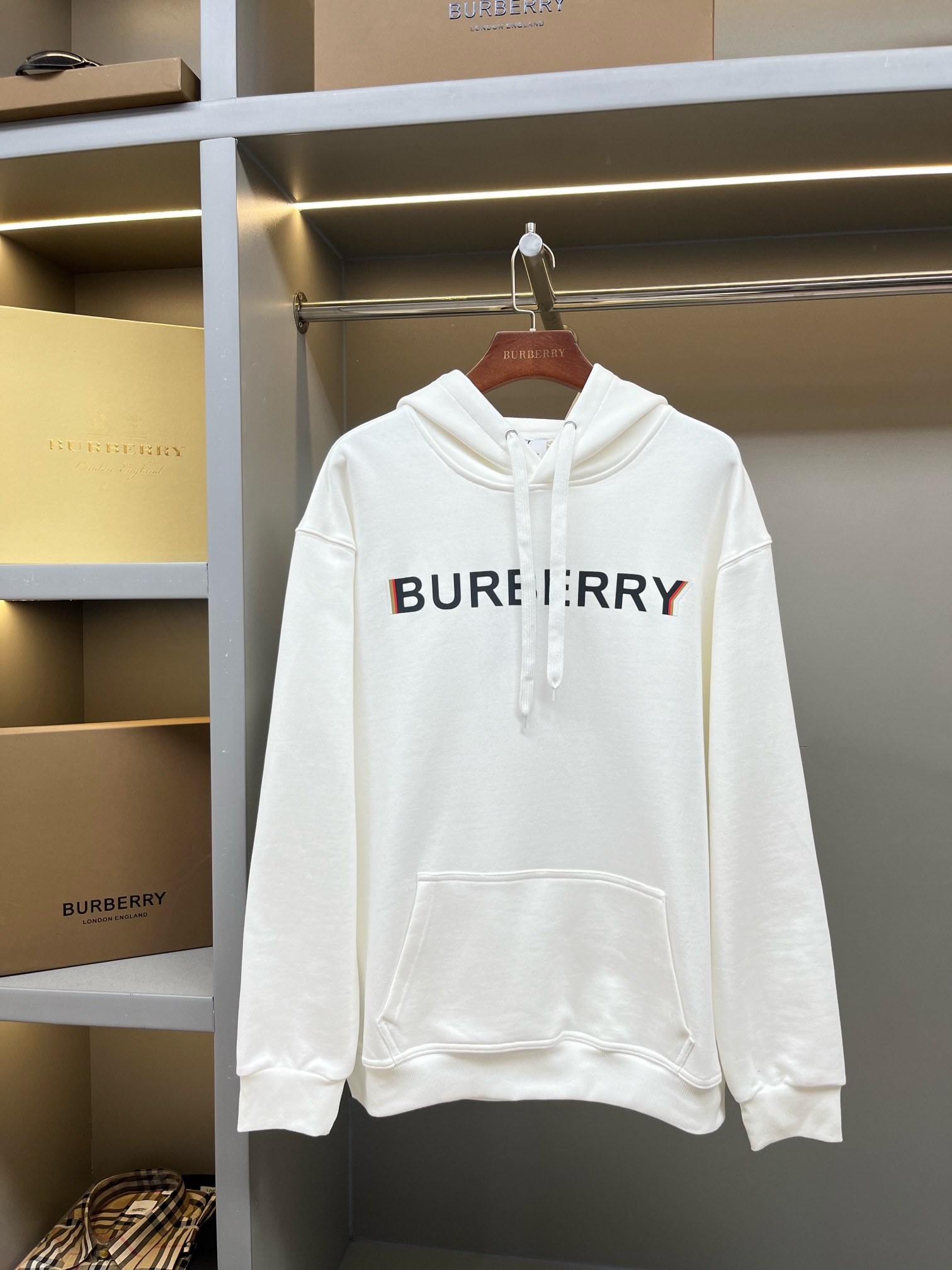 26_Burberry Hoodie