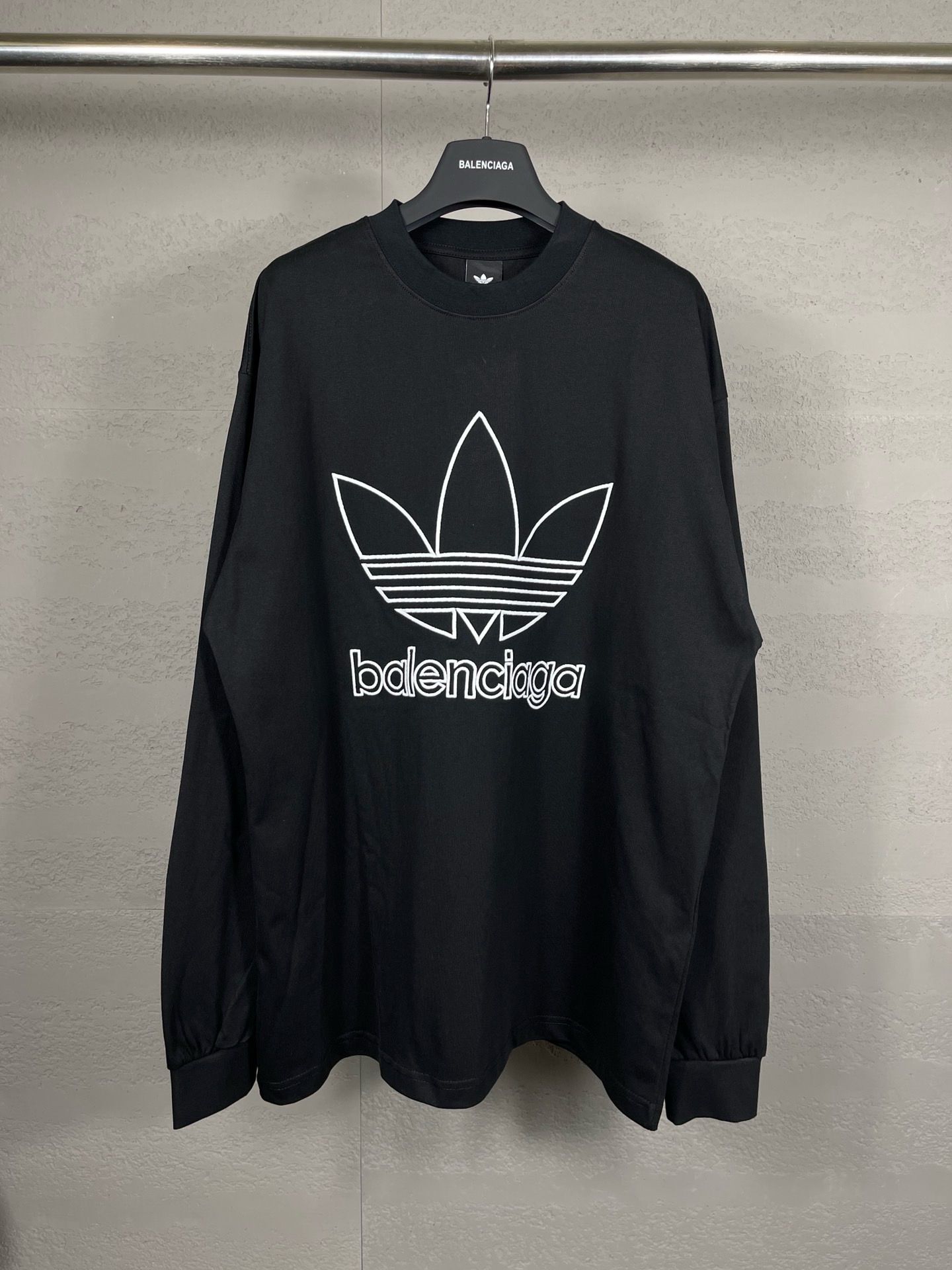 78_Balenciaga Crewneck