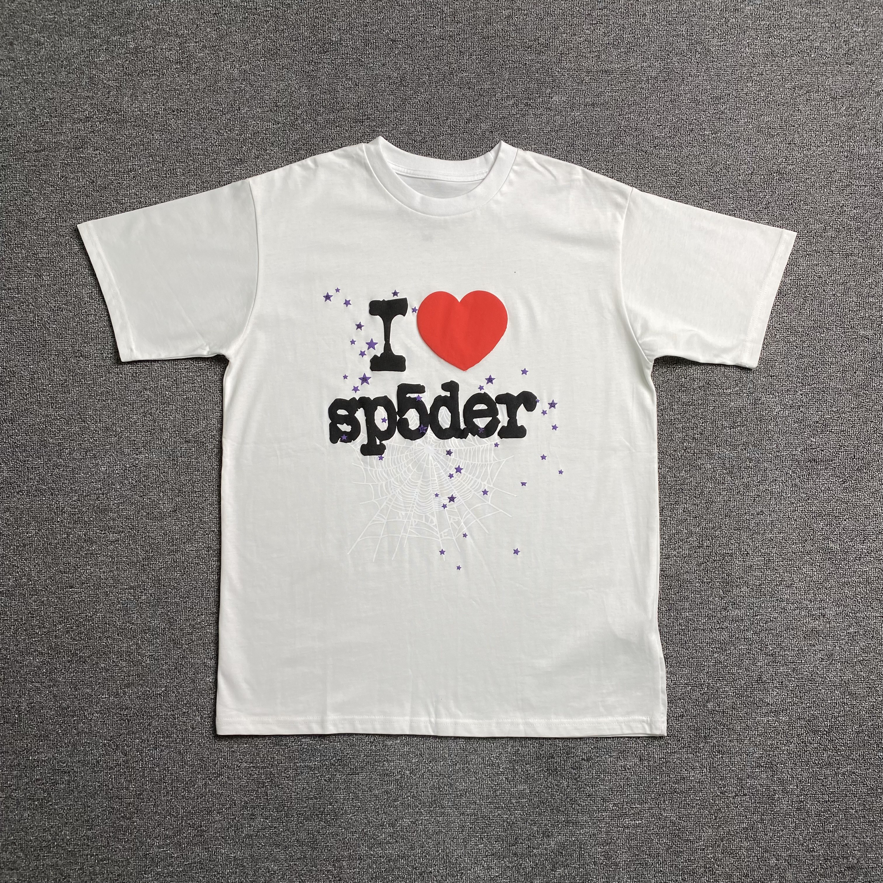 85_115 spider T-shirt