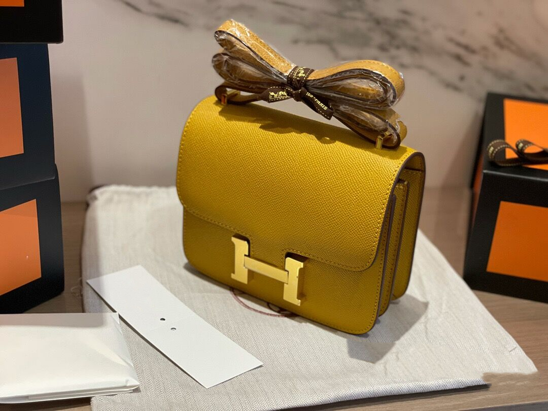 Hermes Constance Mini 19-24