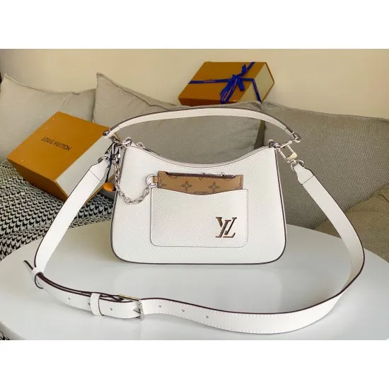 L-bag Size: 25 x 15 x 8 cm