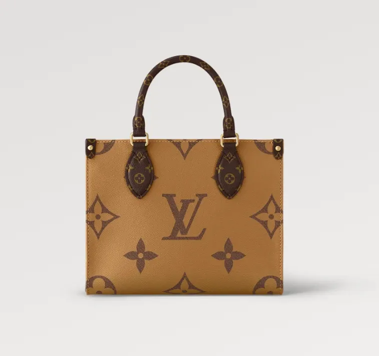 L M46373 ONTHEGO Small Handbag