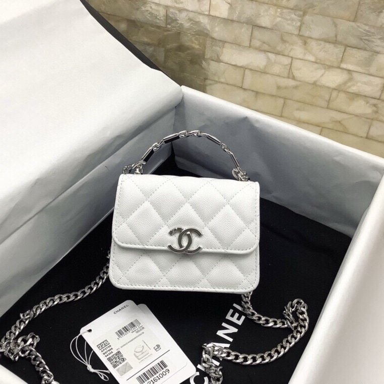 Chanel Spring/Summer Collection Enamel Handle Mini Shoulder Bag SIZE:13*9.5*6cm