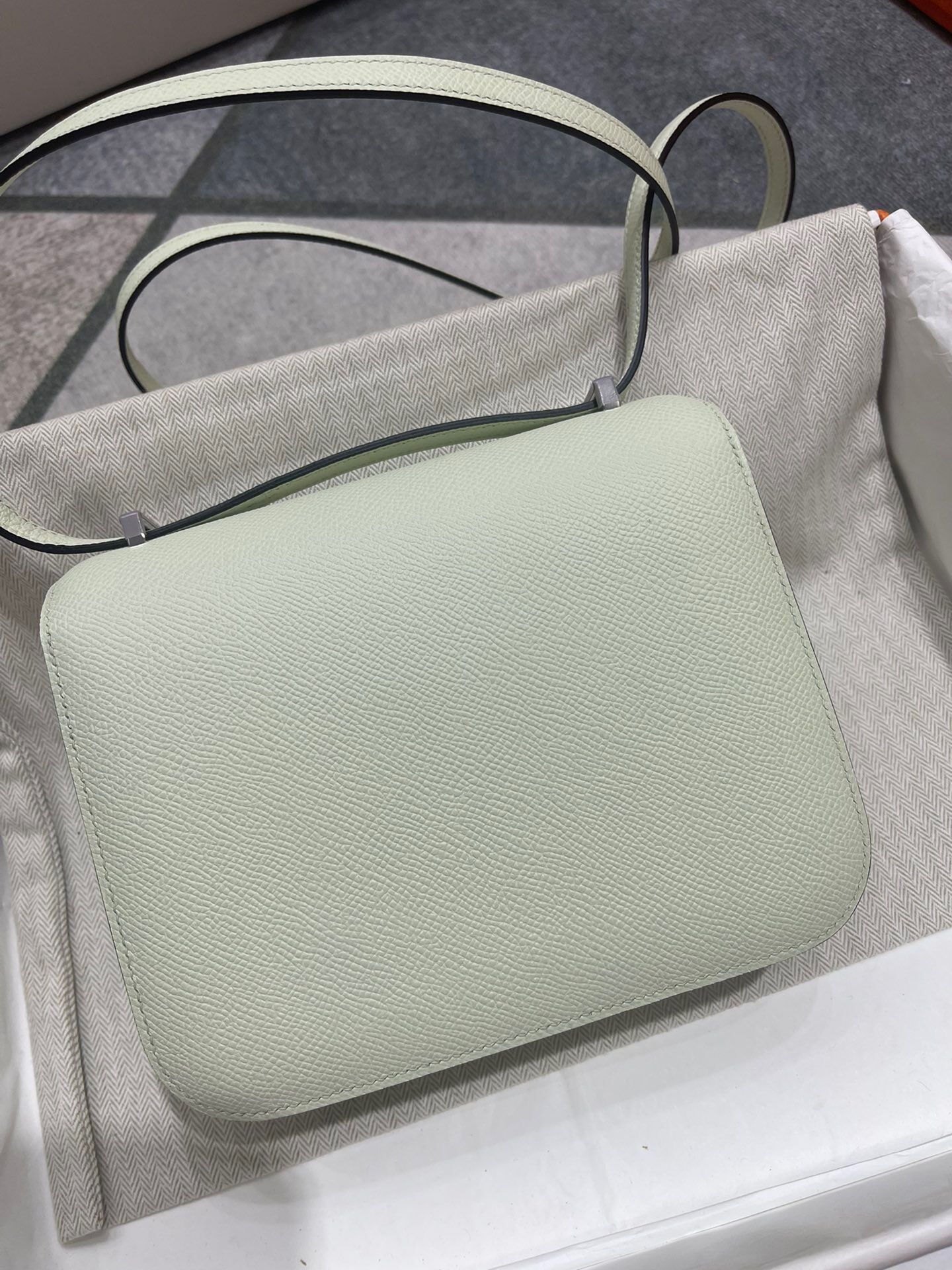 Hermes Constance Mini 19-24