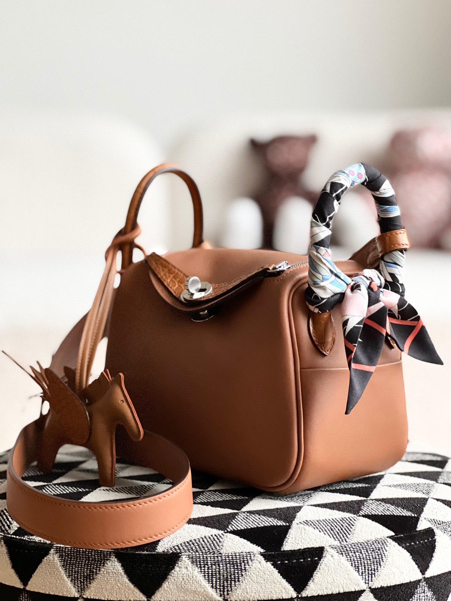 Hermes Lindy 19
