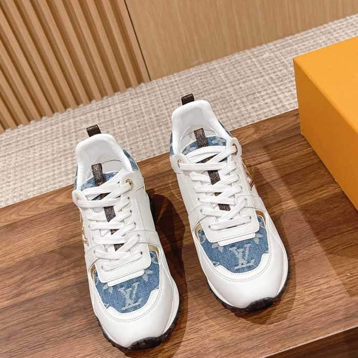 Wmns Run Away Trainers