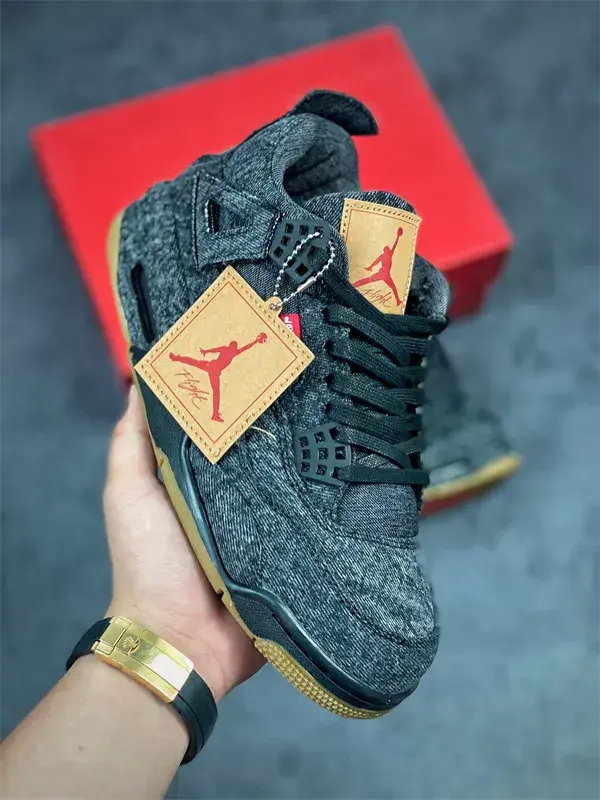 Levi ' s X Jordan Air Jordan 4 Levis Black