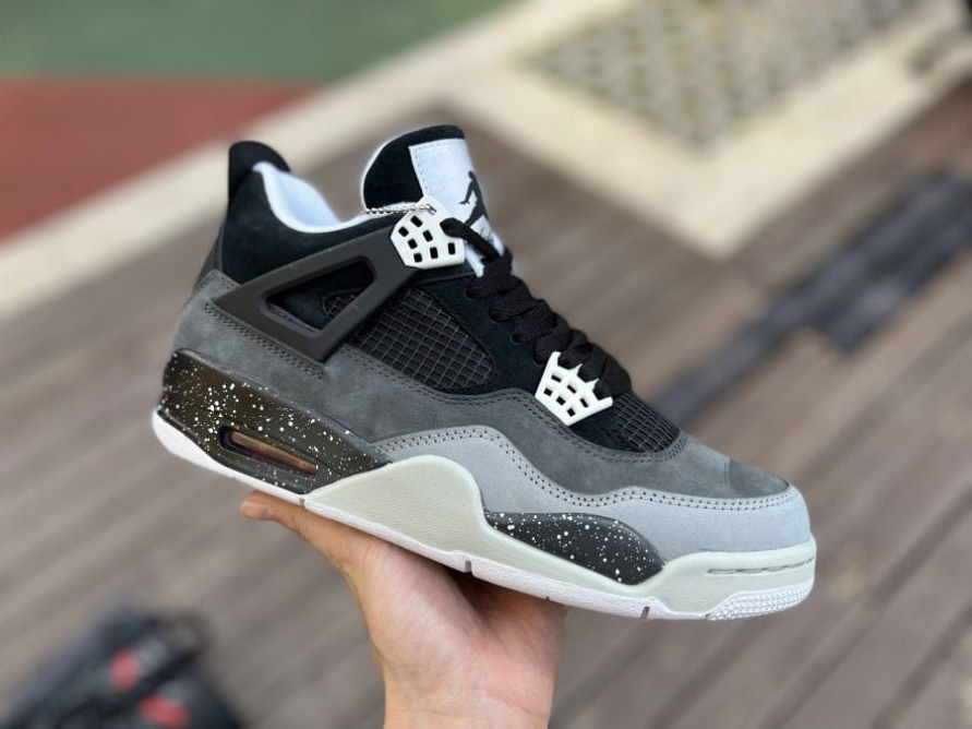 Jordan 4 Retro ' Fear '