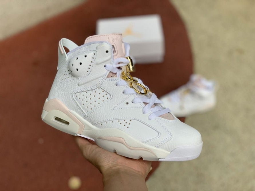 Jordan 6 Retro ' Gold Hoops ' (W)