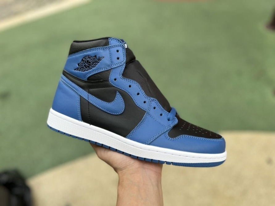 Jordan 1 Retro High OG ' Dark Marina Blue '