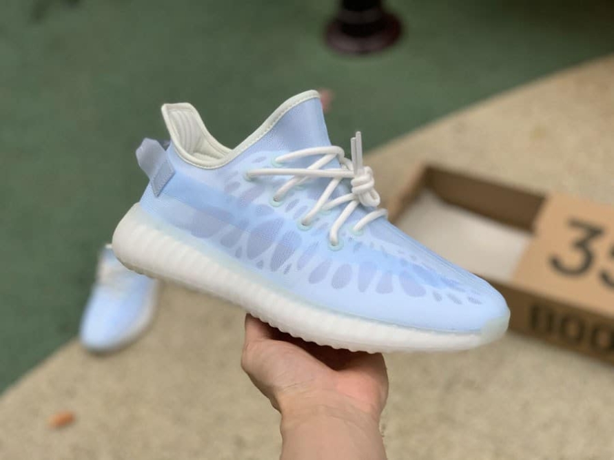 Yeezy Boost 350 V2 ' Mono Ice '
