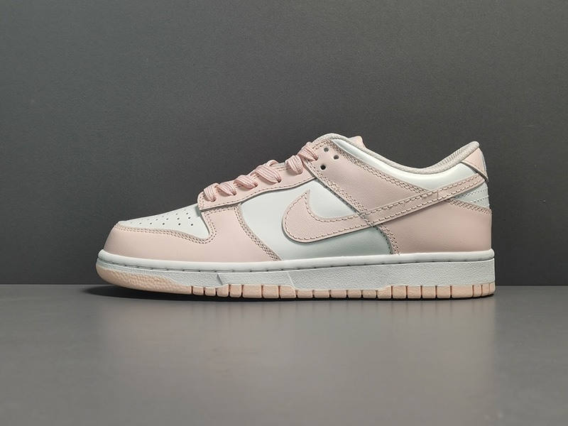 Dunk Low ' Orange Pearl ' (W)