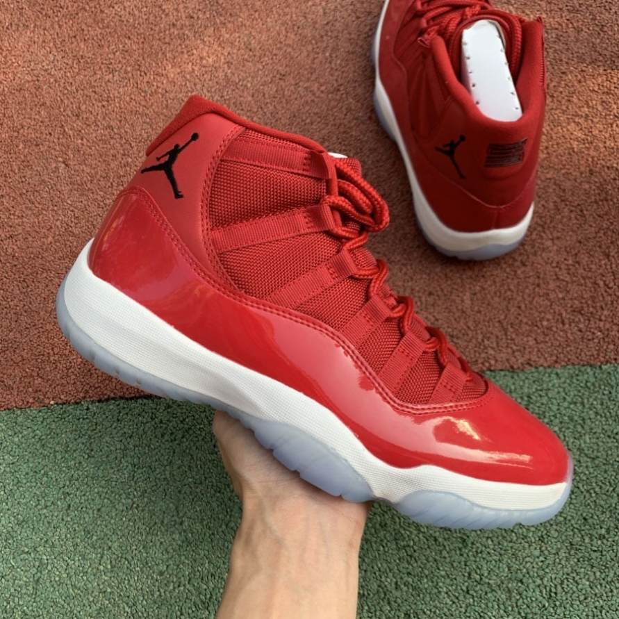 Jordan 11 Retro ' Win Like ' 96 '