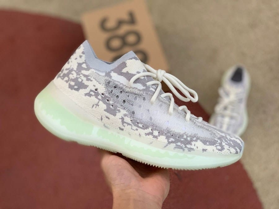 Yeezy Boost 380 ' Alien '