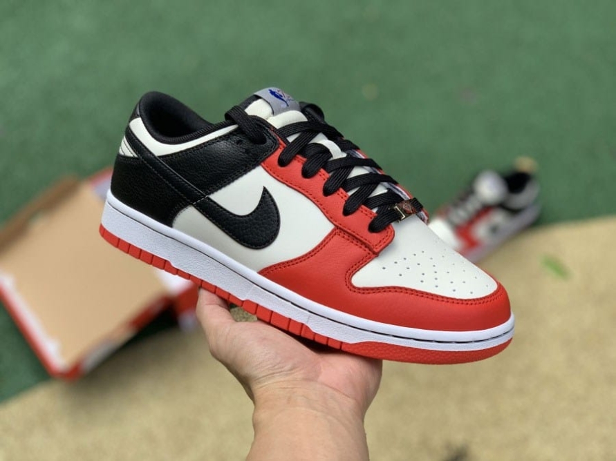 Dunk Low EMB ' Anniversary Chicago Bulls '