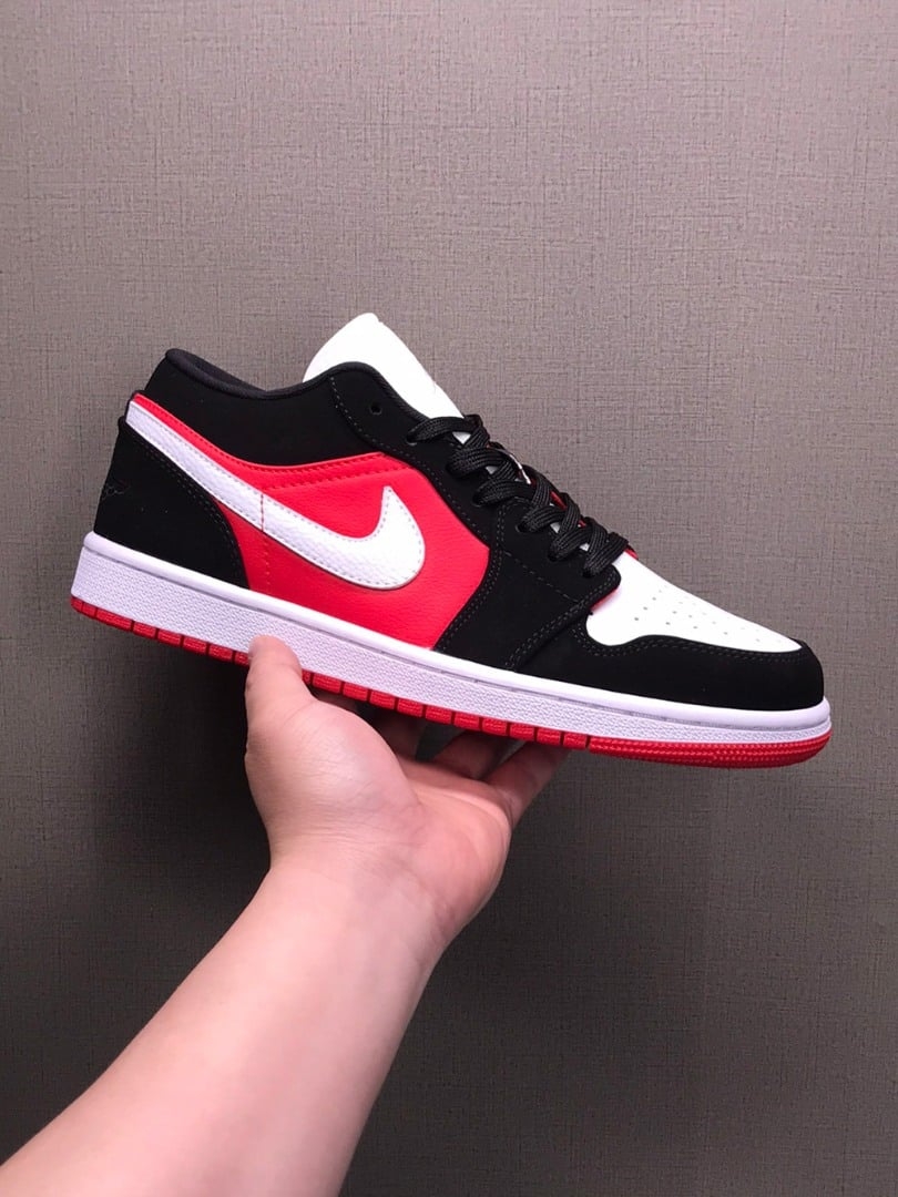 Jordan 1 Low ' Gym Red Black ' (W)