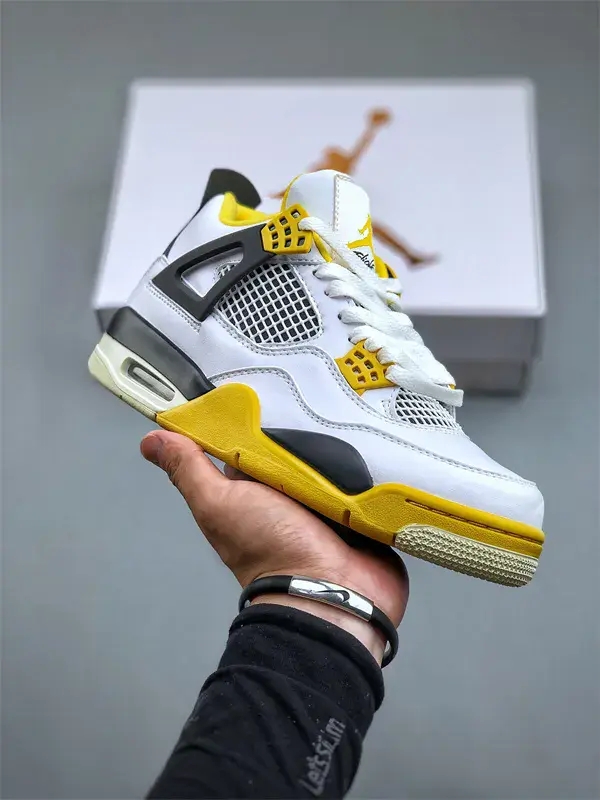 Wmns Air Jordan 4 Retro' Canyon Purple '