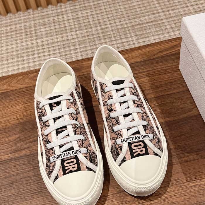 Wmns Walk ' N ' Low Top