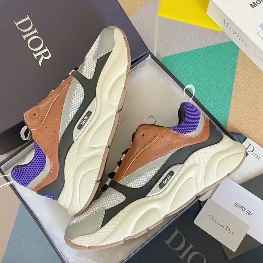B22 SNEAKER