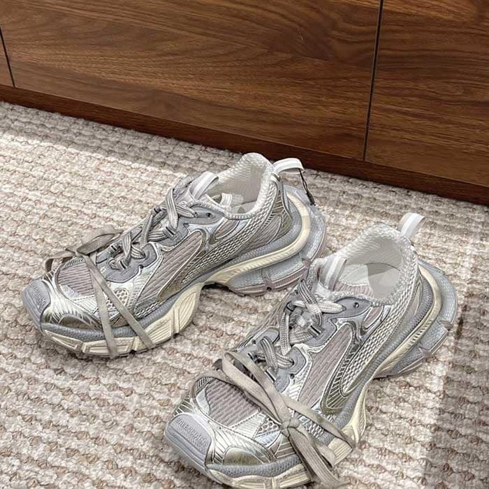 3XL Sneakers