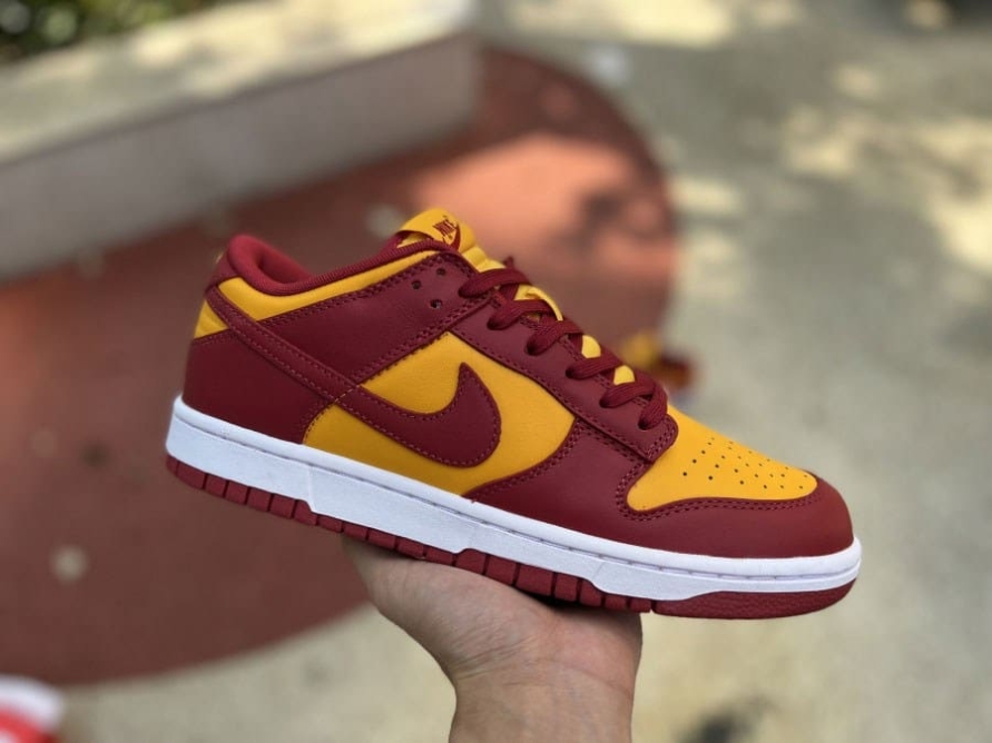 Dunk Low ' Midas Gold '
