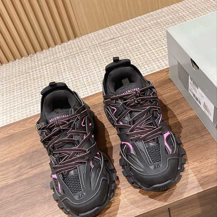 Track Sneaker