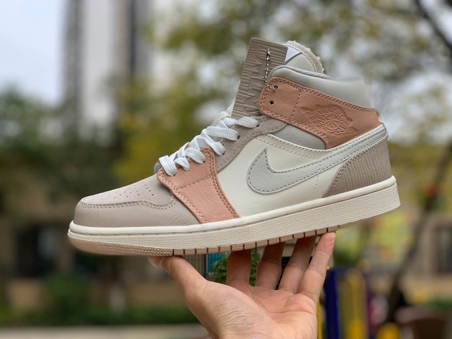 Jordan 1 Mid ' Milan '