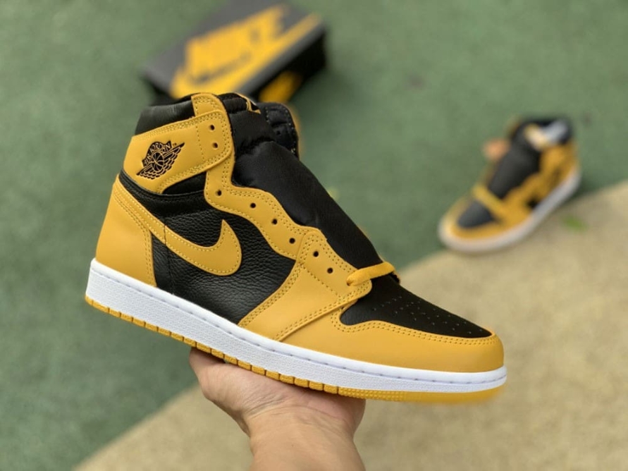 Jordan 1 High Retro OG ' Pollen '