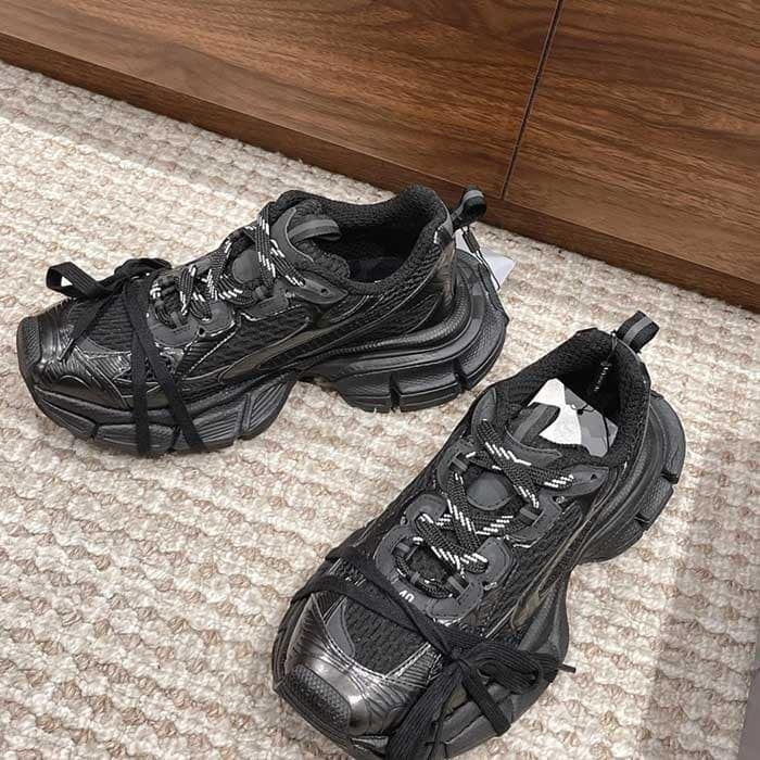3XL Sneakers