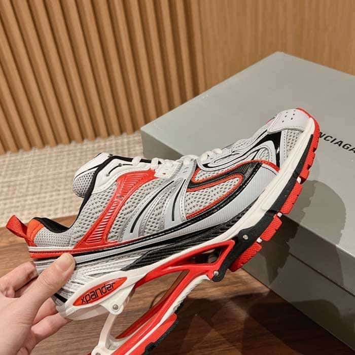 X-Pander Sneaker