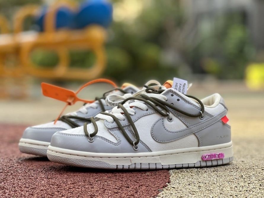 Off-White x Dunk Low ' Lot 22 of 50 '
