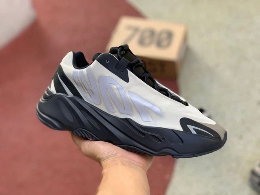 Yeezy Boost 700 MNVN ' Bone '