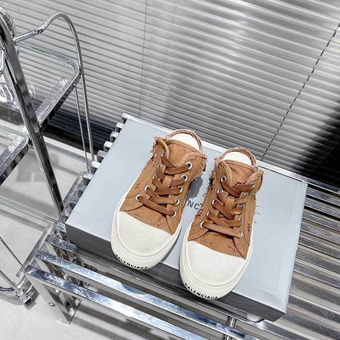 Paris Slip On Sneaker