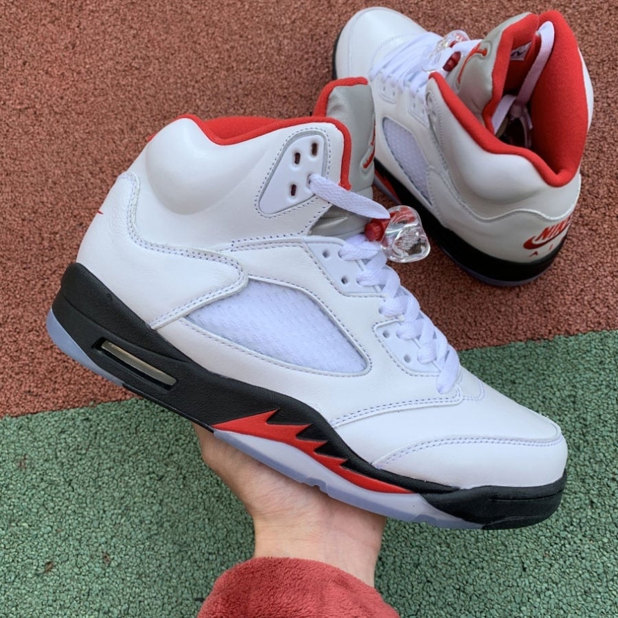 Jordan 5 Retro ' Fire Red ' 2020