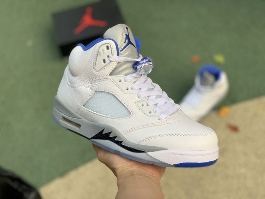 Jordan 5 Retro ' Stealth 2.0 '