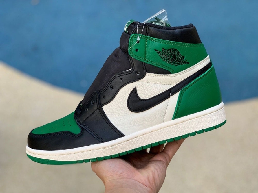 Jordan 1 Retro High OG ' Pine Green '