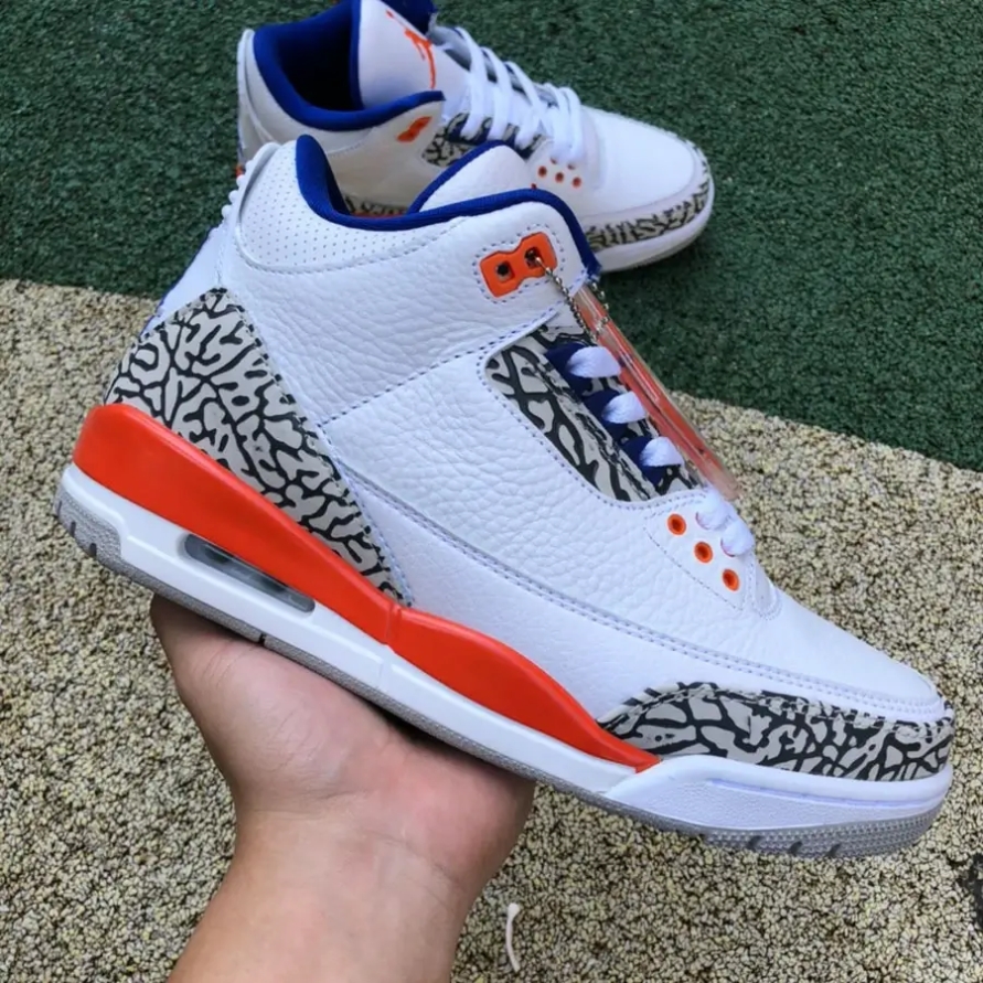 JORDAN 3 RETRO ' KNICKS '