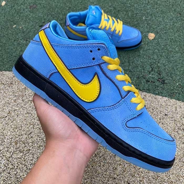 THE POWERPUFF GIRLS X DUNK LOW PRO SB QS ' BUBBLES '
