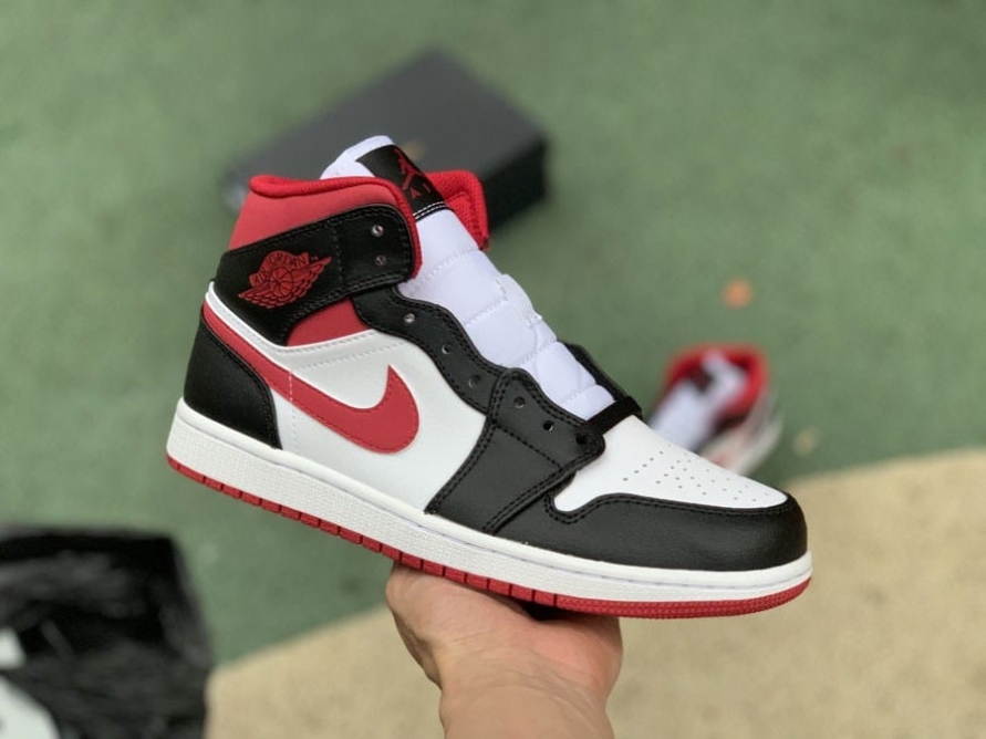 Jordan 1 Mid ' Black Gym Red '