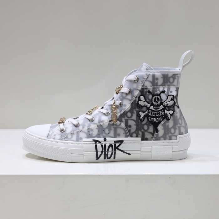 B23 High Top Sneaker Bee Embroidery