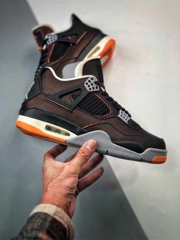 JORDAN 4 RETRO SE ' Starfish '