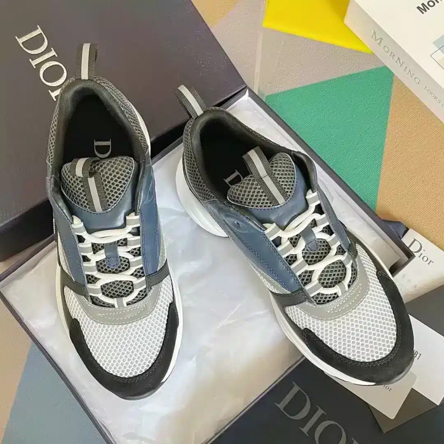 B22 SNEAKER