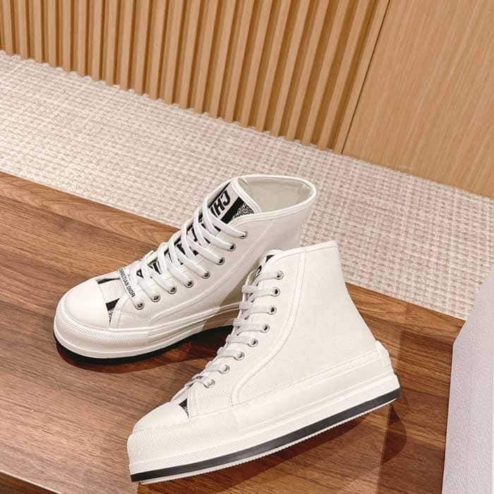 Wmns Walk ' N ' High Top Platform Sneaker