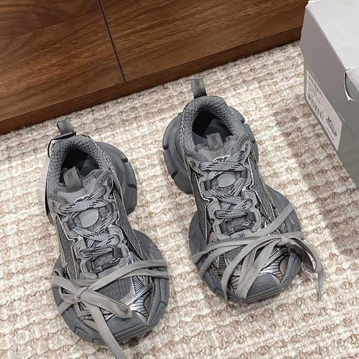 3XL Sneakers