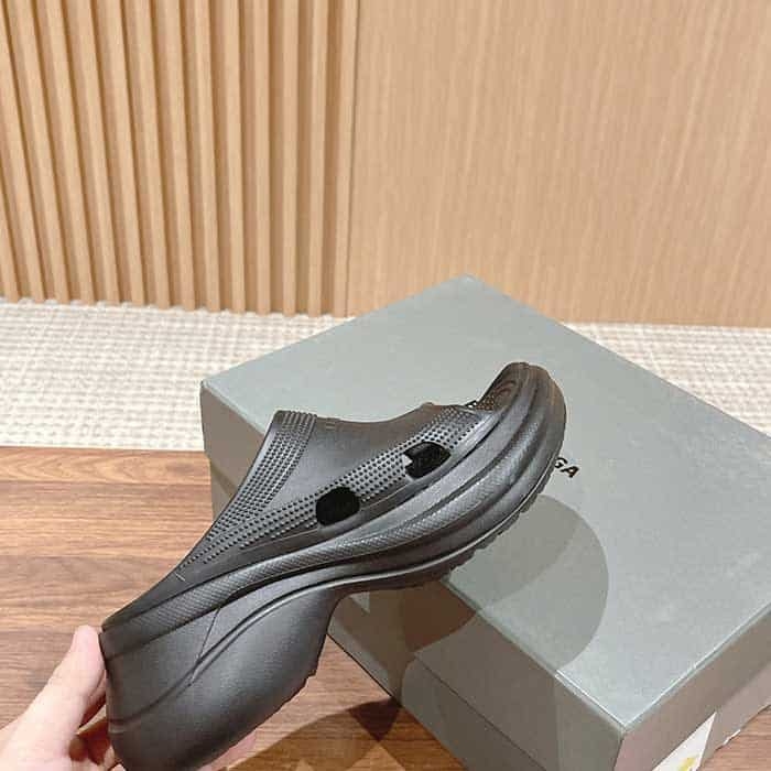 Wmns BLCG x Crocs Mule