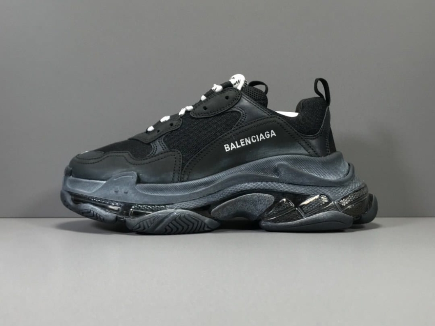 Triple S Sneaker ' Triple Black '