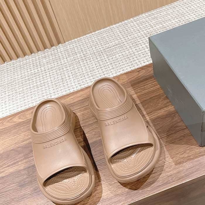 Wmns BLCG x Crocs Mule