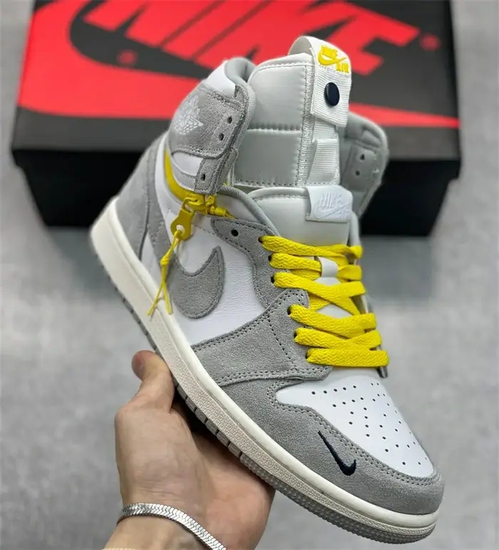Jordan 1 High Switch ' Light Smoke Grey '